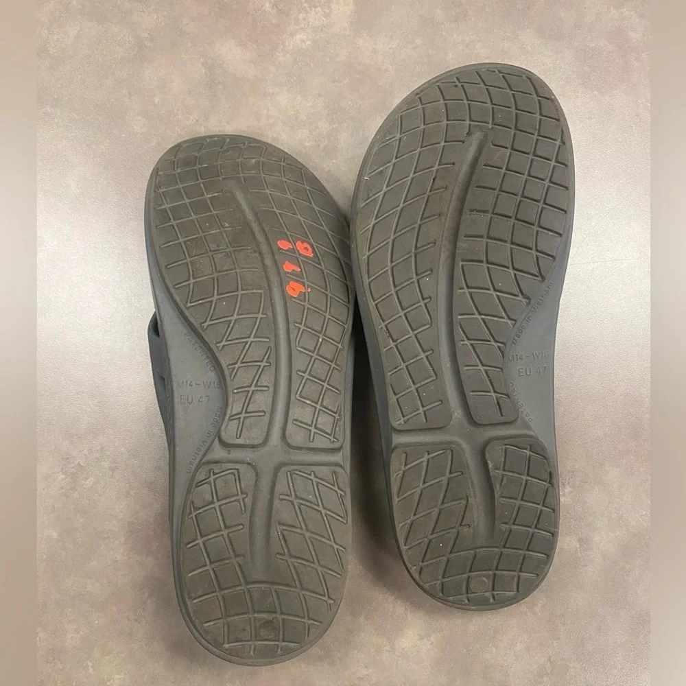 OOFOS MEN'S OORIGINAL SANDAL - SLATE Size M14/W16